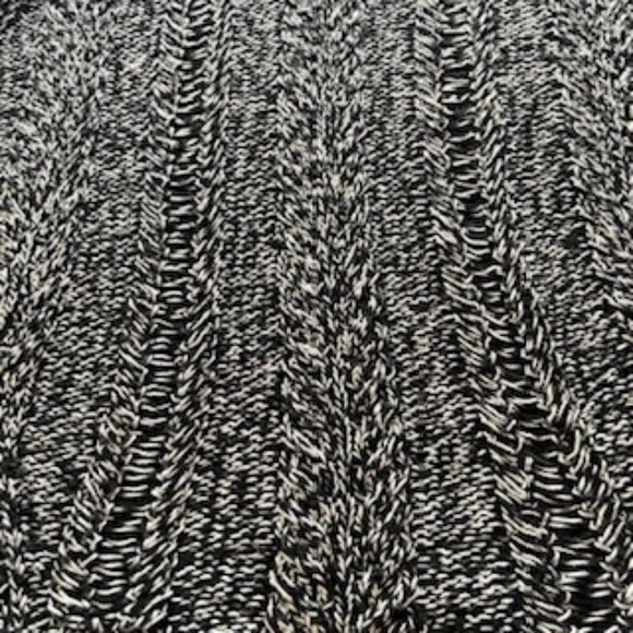 American Eagle Marled Cable Knit Sweater - Large - Picture 8 of 9